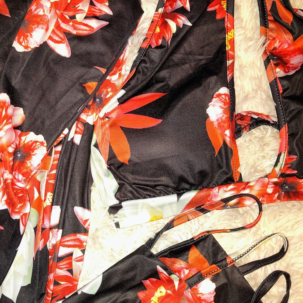 Floral Black and Red Bikini Set +Matching Cover Up